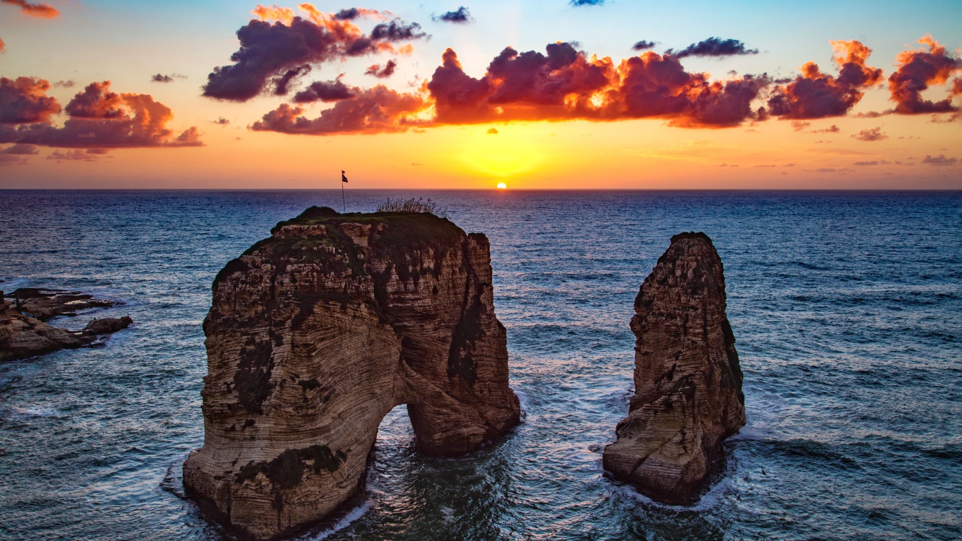 Raouche Rock, Lebanon